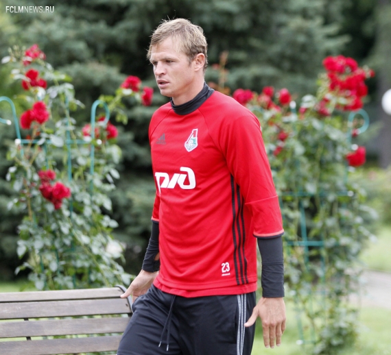  Матрёшка Чорлуки, пронзительный взгляд Майкона и силач Галаджан. Фото тренировки