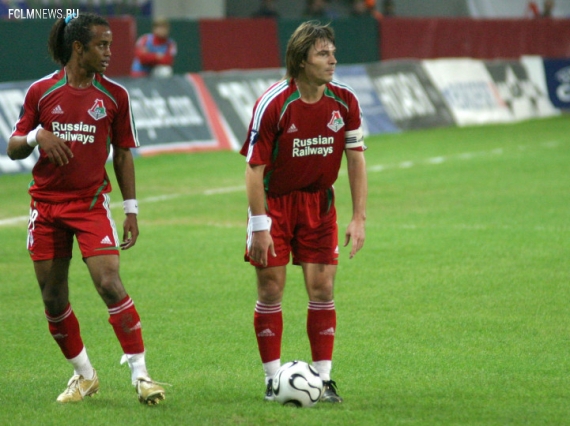 Вне состава 