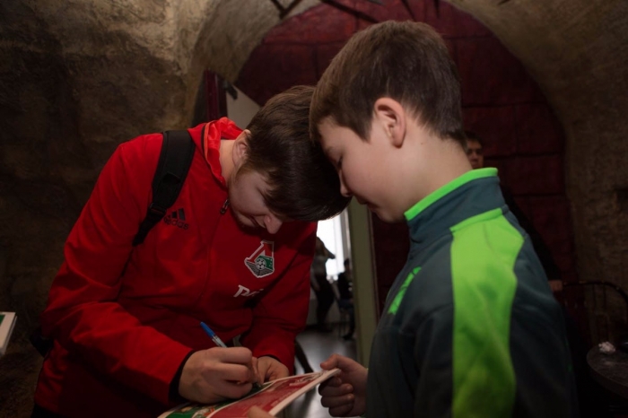 1 День: «Олип Кубок РФПЛ по киберфутболу» (г.Уфа) («KLENOFF»)