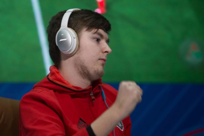 1 День: «Олип Кубок РФПЛ по киберфутболу» (г.Уфа) («KLENOFF»)