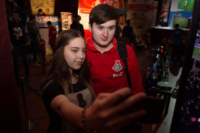 1 День: «Олип Кубок РФПЛ по киберфутболу» (г.Уфа) («KLENOFF»)