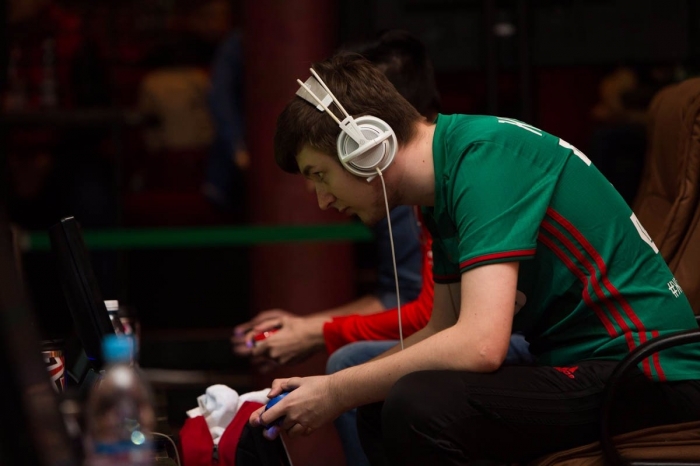 1 День: «Олип Кубок РФПЛ по киберфутболу» (г.Уфа) («KLENOFF»)