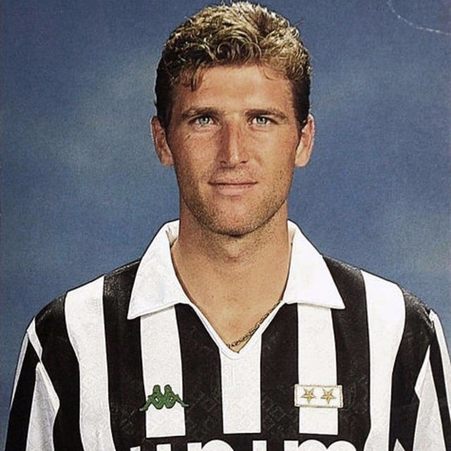 Какими игроками были тренеры РФПЛ Какими игроками были тренеры РФПЛ