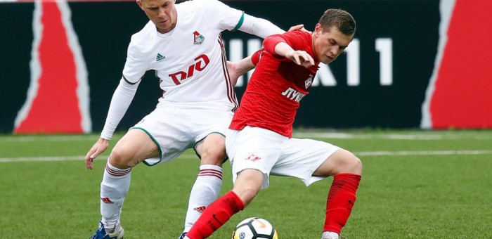 Полузащитник «Казанки» Александр Закуски