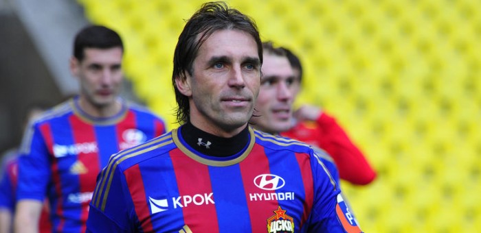 Бывший защитник ЦСКА Олег Корнаухов в пр