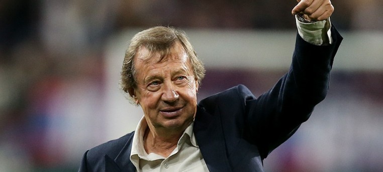 ВратарьАлександр Довбня, «СКА-Хабаровск»