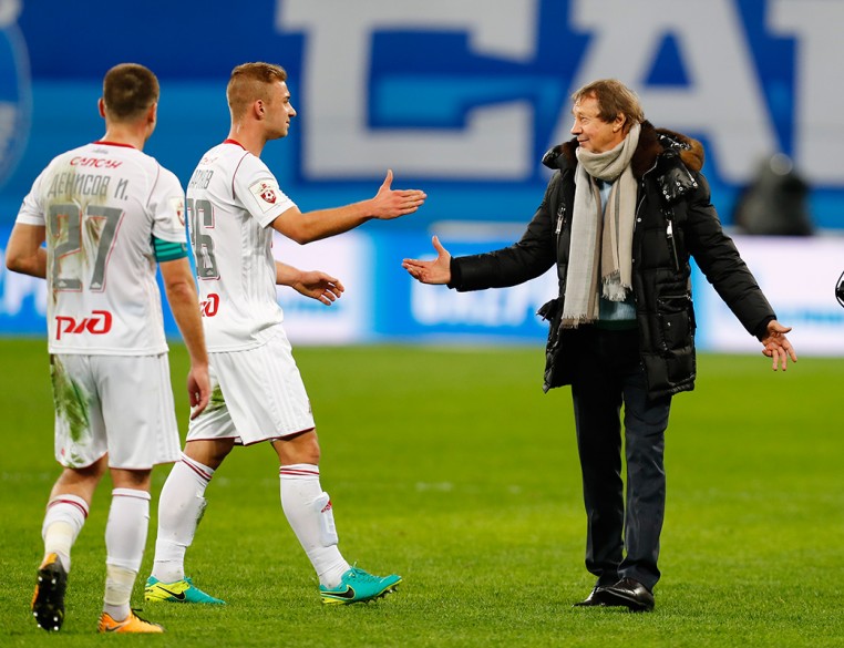 Бывший форвард Локомотива – о разгроме З