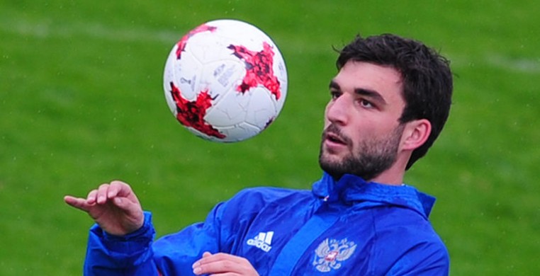 Защитник сборной России Георгий Джикия в