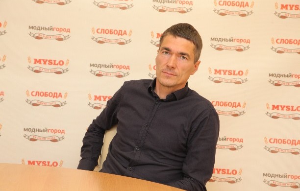 Бывший полузащитник сборной России Викто