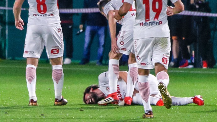 За несколько дней до возобновления чемпи