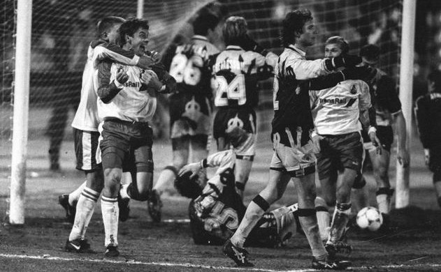 19 марта 1998 года Локомотив проводил в 