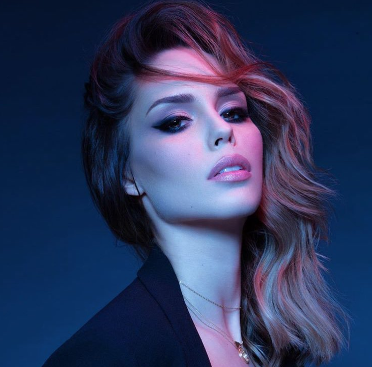 Девушка футболиста "Локомотива" выступит на "Евровидении-2018"