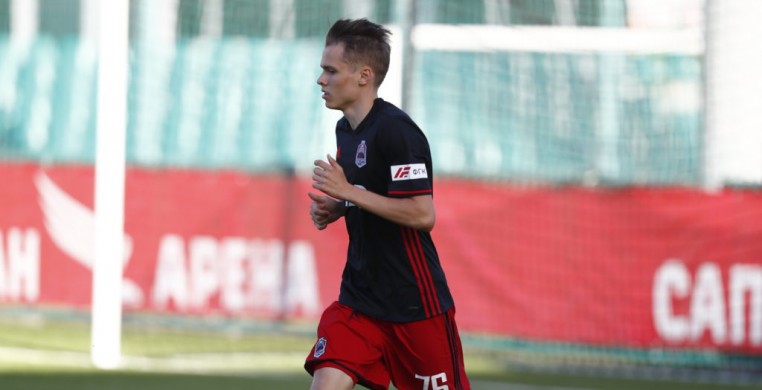 Владислав Карапузов дебютировал за «Каза