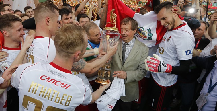 Кого игроки назвали лучшим в сезоне.СЭ п