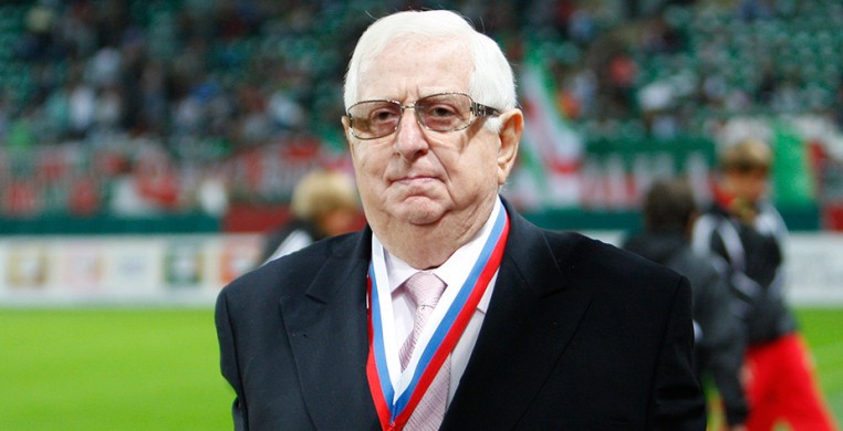 2 июня день рождения отмечает заслуженны