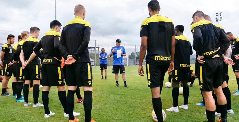 «Витесс» Леонида Слуцкого – второй сопер