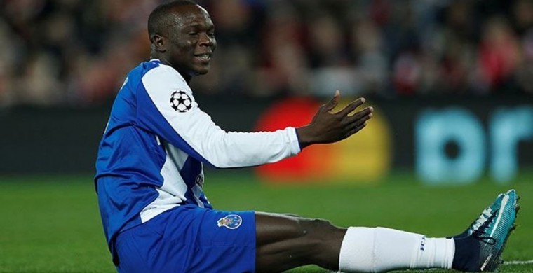 Нападающий Порту Венсан Абубакар получил