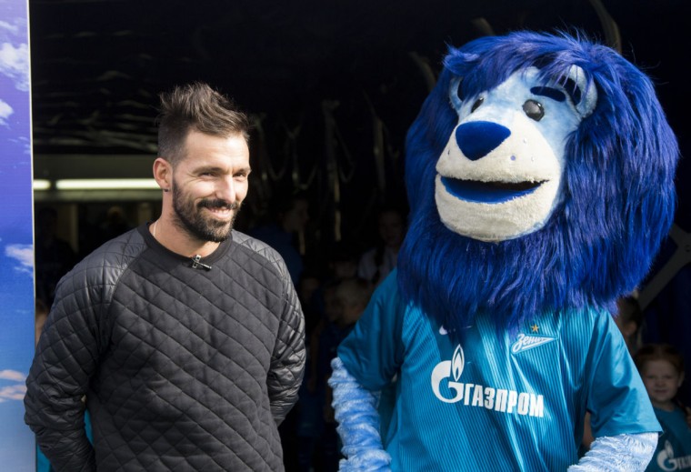 Шершень, бык и конь. Маскоты клубов РПЛ