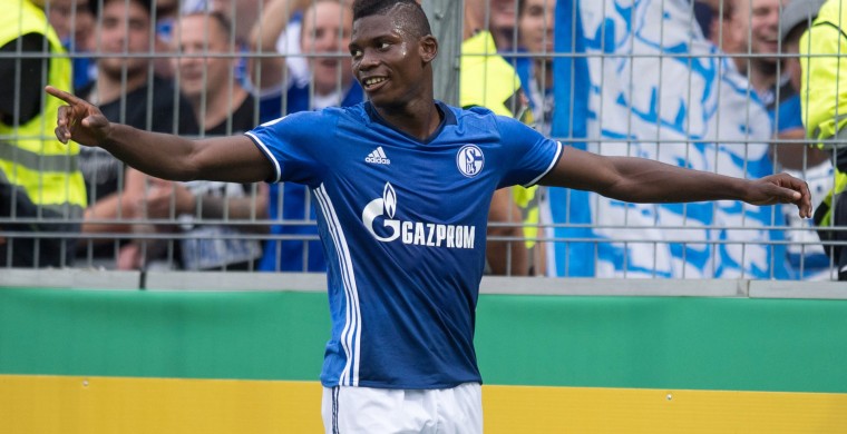 Форвард «Шальке» Бреэль Эмболо сделал ду