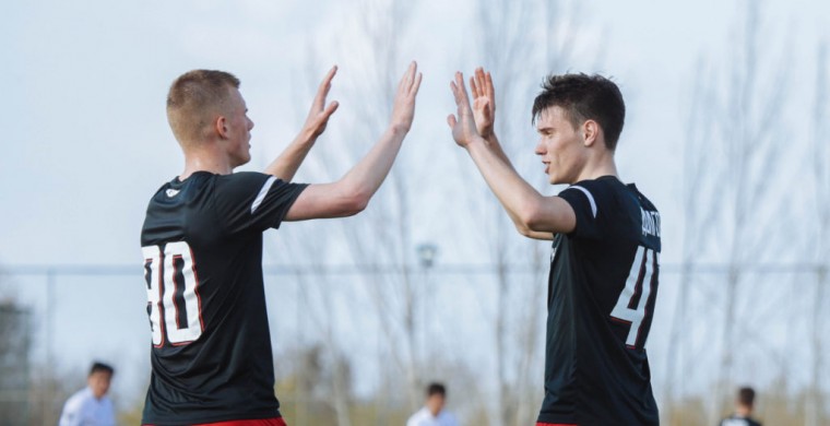 Заключительную контрольную встречу «Каза