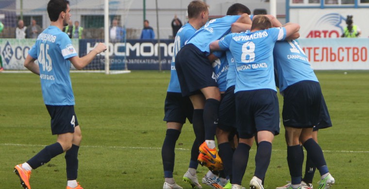 Крылья Советов с разгромным счетом обыгр