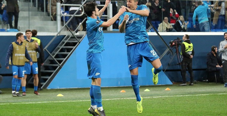 Зенит обыграл Динамо в домашнем матче 25