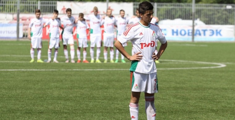 Полузащитник юношеской сборной России Эд