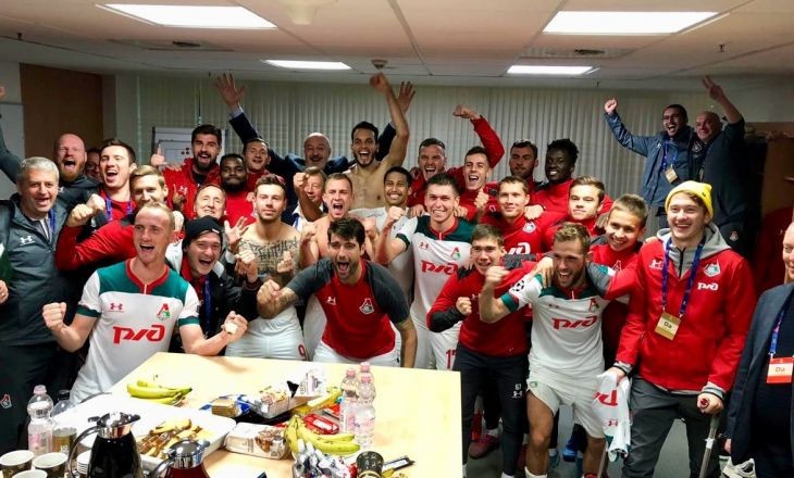 Им нужно быстро подкрепиться после трудо