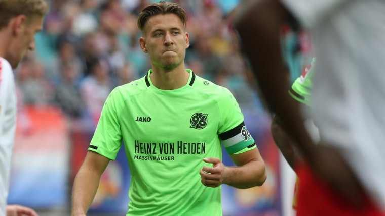 Требуется обновление: «Локомотиву» придется менять полсостава