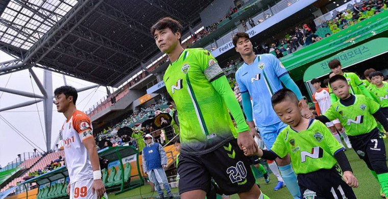 В воскресенье «Локомотив» завершит первы