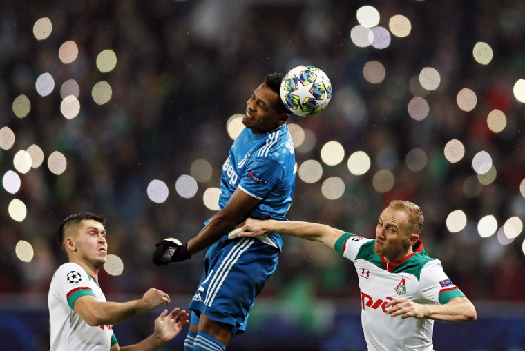 Руководитель «Локо» поддержал Семина словом. Но необходимо и делом