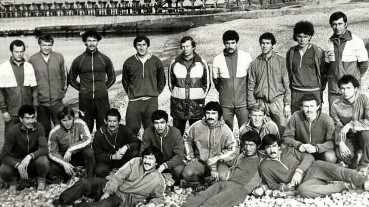 Первый сезон Семина-тренера в «Локо»: верил в белые футболки, открыл Горлуковича, выгнал Петракова за бокал шампанского