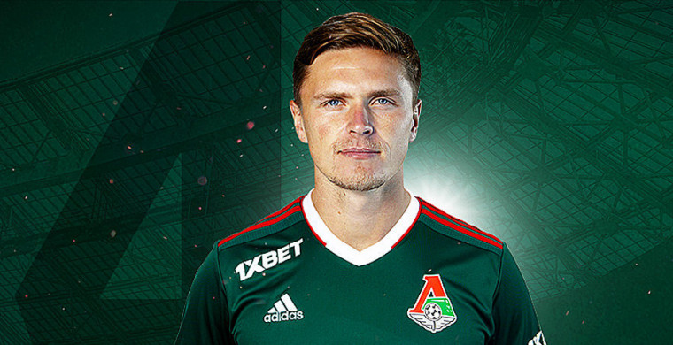 Защитник «Локомотива» Виталий Лысцов под