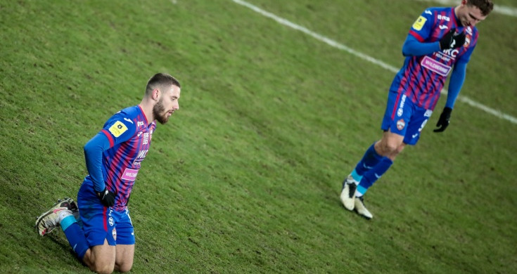 Отставание Нидерландов и Бельгии от Росс