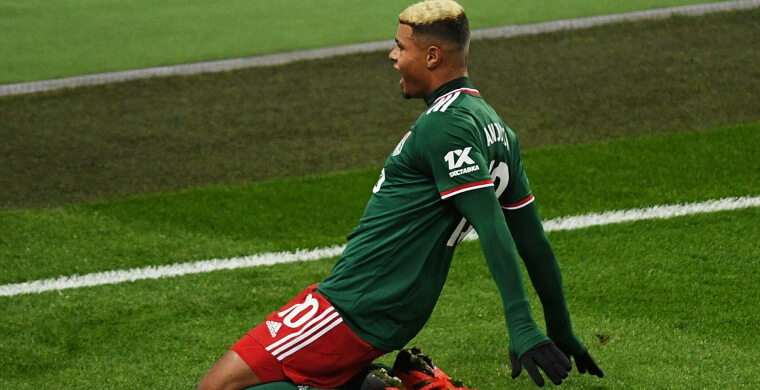 В московском «Локомотиве» возлагают боль