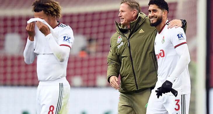 «Безусловно, смена тренера усложняет под