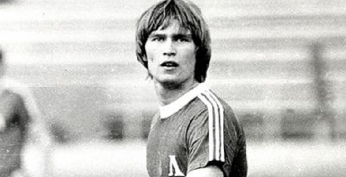 Знаменитому российскому тренеру Валерию 