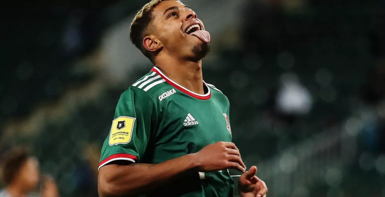 Полузащитник «Челси» Фаустино Анджорин б