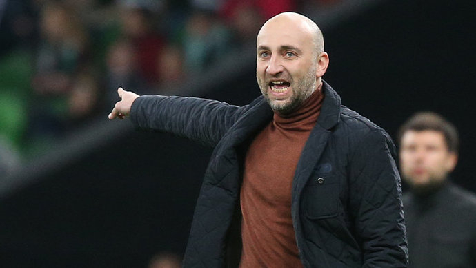 Главный тренер сборной Казахстана Магоме