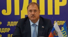 Юрий Семин