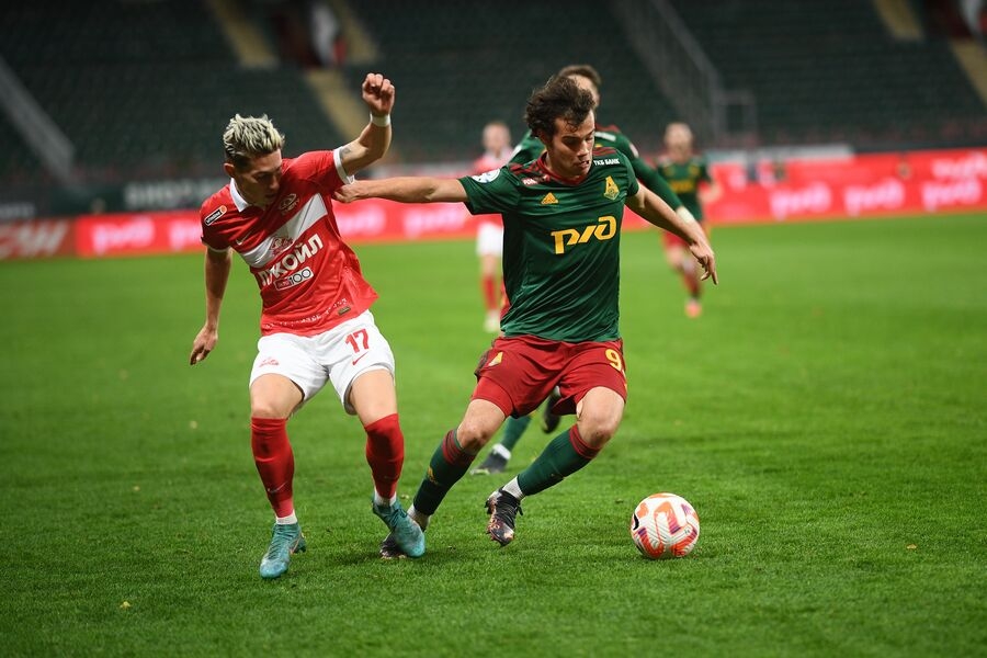 Бывший главный тренер московского «Локом