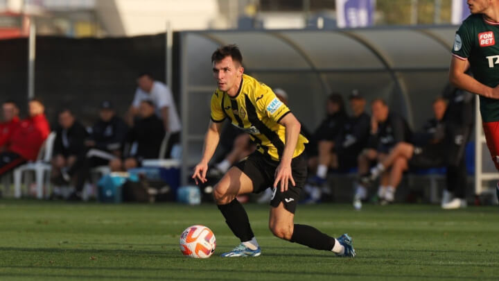 Нападающий «Кайрата» Вячеслав Швырев зая