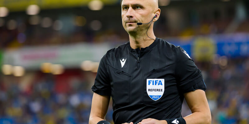 Матч 2-го тура чемпионата России между м