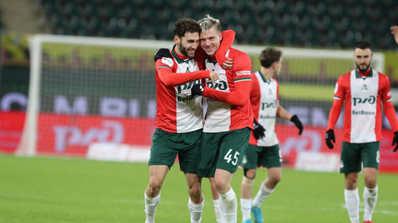 Наир Тикнизян