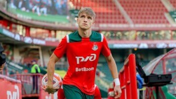 Илья Самошников