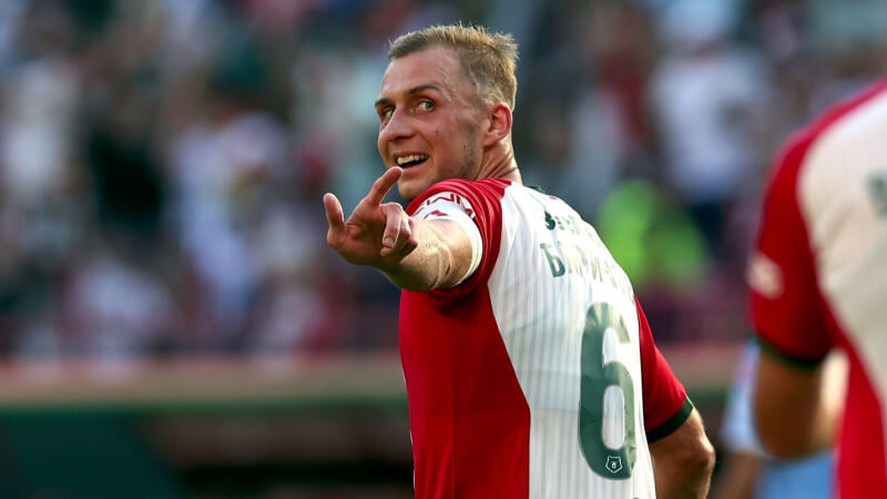 Дмитрий Баринов