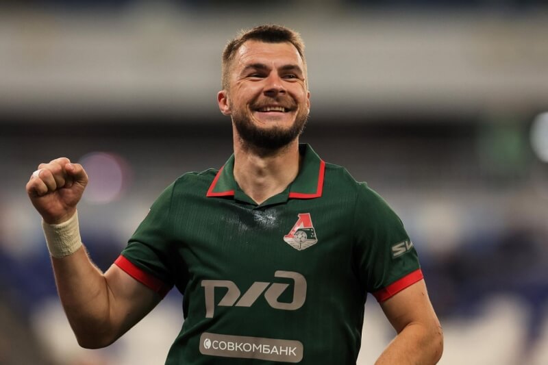 Николай Комличенко