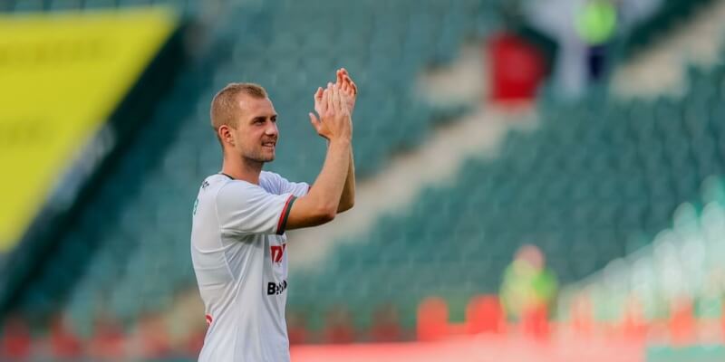 Дмитрий Баринов