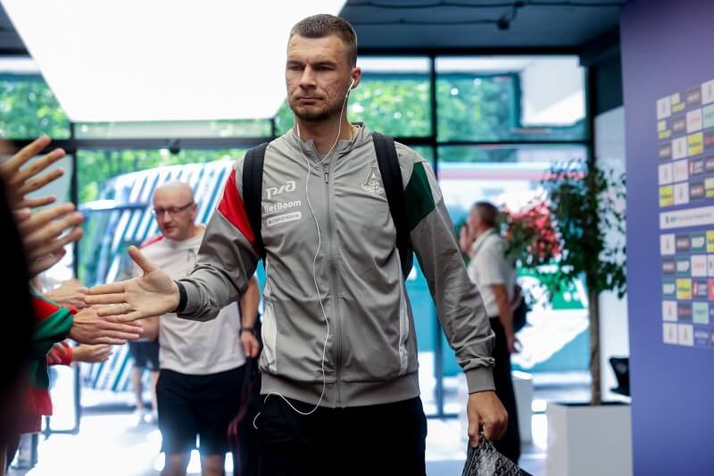 Николай Комличенко