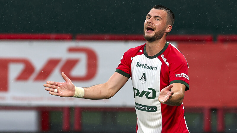 Николай Комличенко